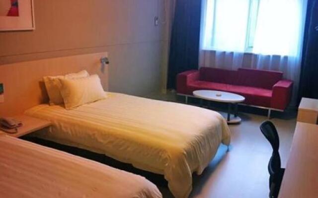 Jinjiang Inn Nantong Textile City Bus Station