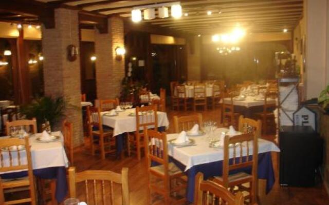 Hostal - Restaurante Playa Azul