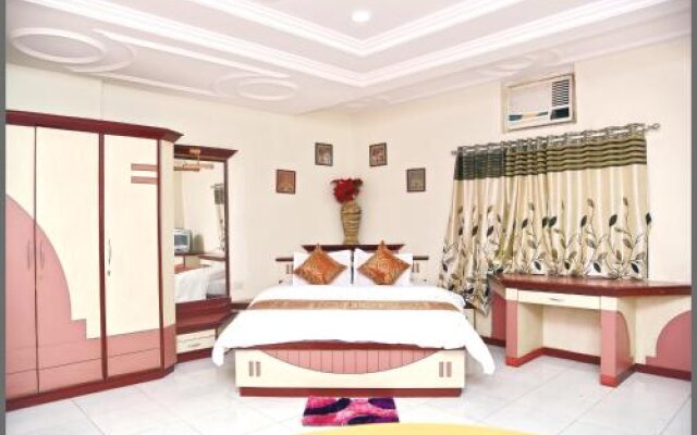 Hotel Galaxy Imperial Aurangabad