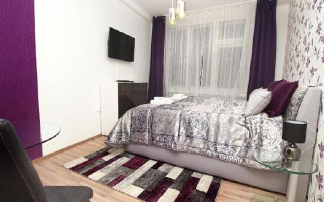 City Center Apartment For 7 People Walking Distance To Old Town By Easybnb