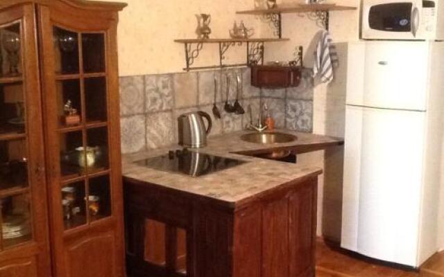 На Лиговском 80