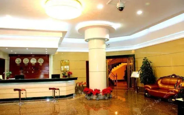 Dunhuang Holiday Hotel