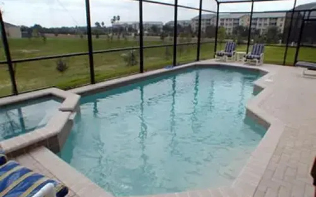Basnett Villa 7795