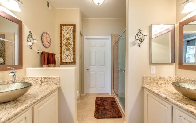 100th Street - 2 Br condo by RedAwning