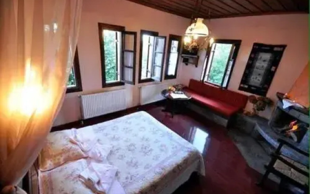 Amalthia Traditional Guesthouse