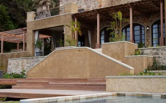 Pezula Private Castle