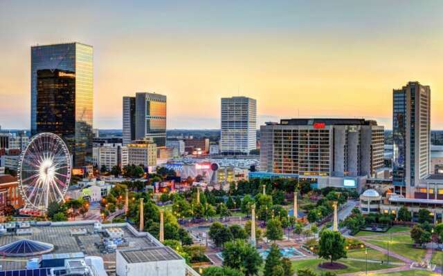 Downtown 830 By Homecomfortstay