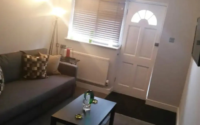 Crown Street House Serviced Apartments by Saffatel