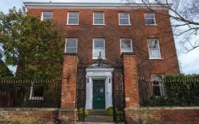 Broadway House