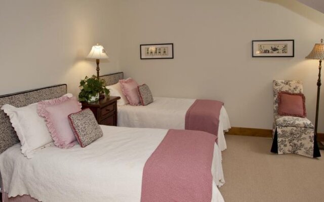 Settlers Lodge 203ST