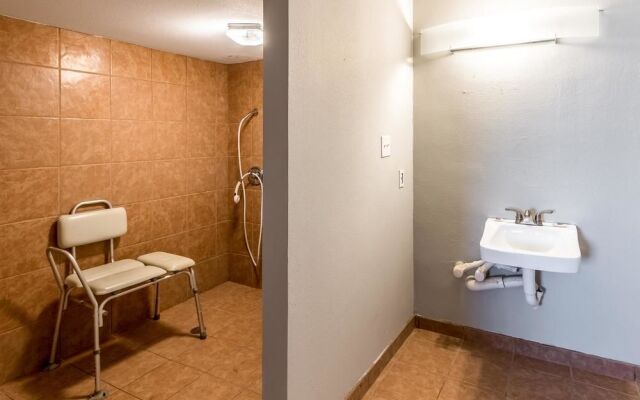 Deluxe Inn Mineral Wells