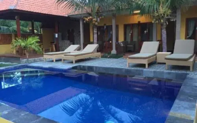 Yellow Bridge Homestay