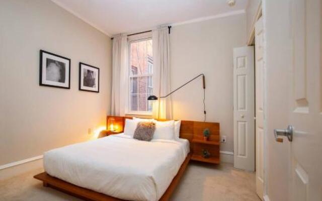 Walker's Paradise 2-Bdrm in Rittenhouse Square