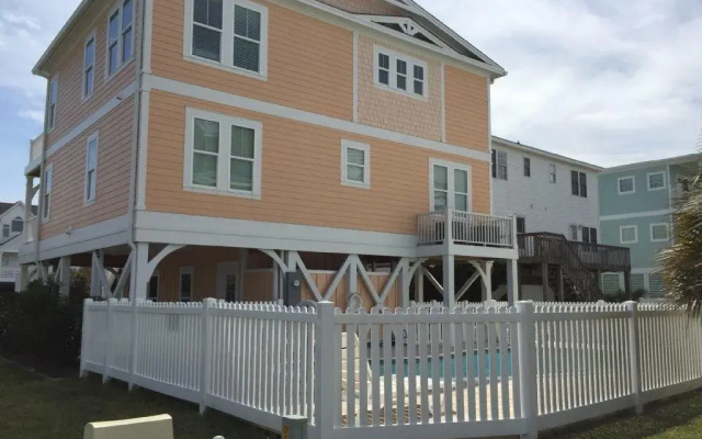 Fishers By the Sea - 4 Br Home