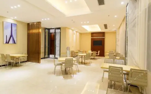 City Comfort Inn Gaozhou East Yanjiang Road Branch