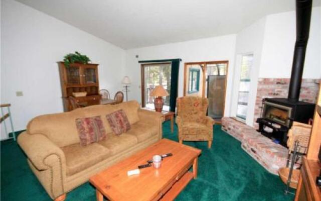 Forest Creek #3, Pet accepted