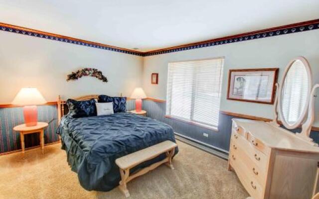 Forest Creek #3, Pet accepted