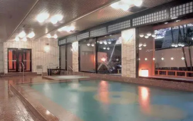 Yuzankaku