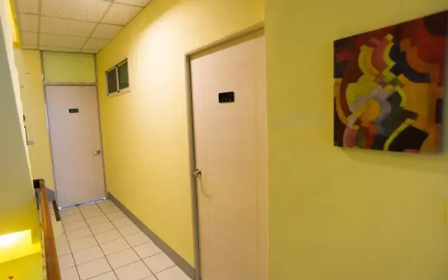 Teacher Li Guesthouse