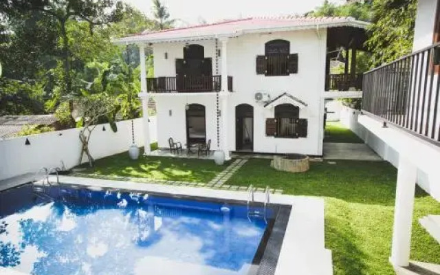 Villa Frangipani