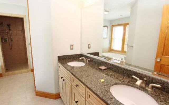 Bleu Dolphin - 6 Br Home