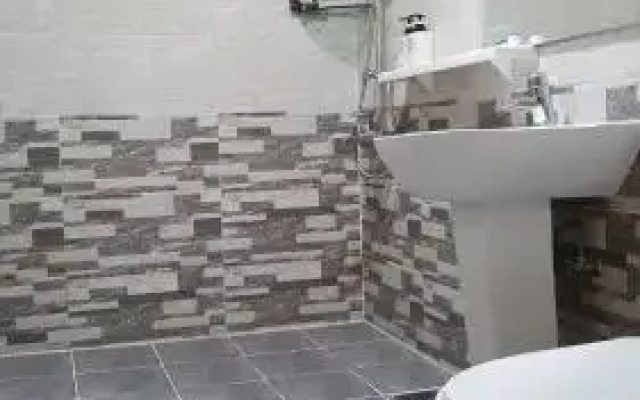 Naro Hotel
