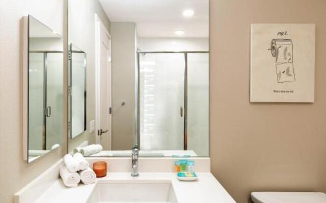 Stay Alfred on Kettner Boulevard