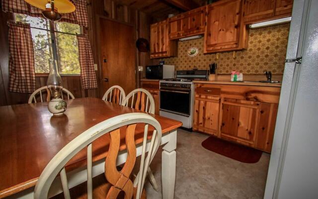 Cedar Haus 1174 by RedAwning