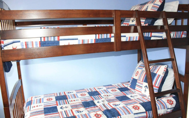 Sea Winds 101 3 Br condo by RedAwning