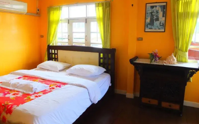 Baan Romruen Homestay