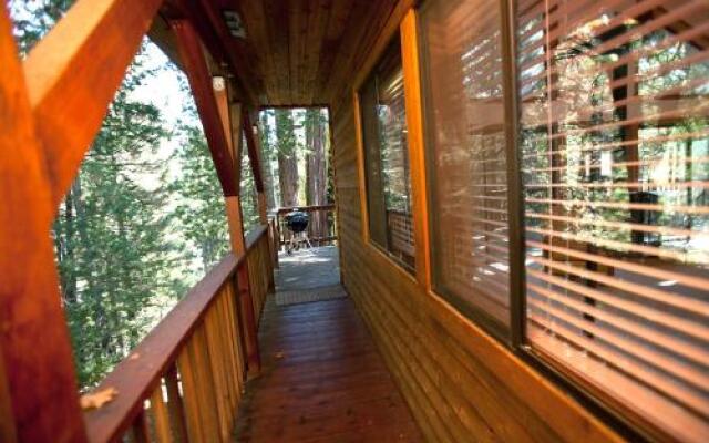 RedAwning Cabin #5N Edmunds Place