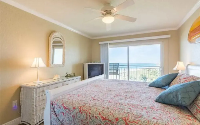 515 Madeira Norte Condo