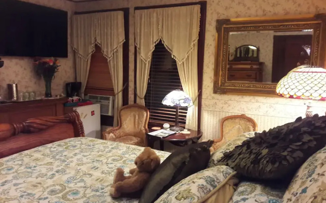 Barclay Heights B&B at Smythe House