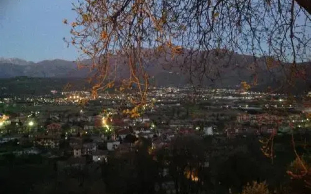 Monte Degli Ulivi Country House