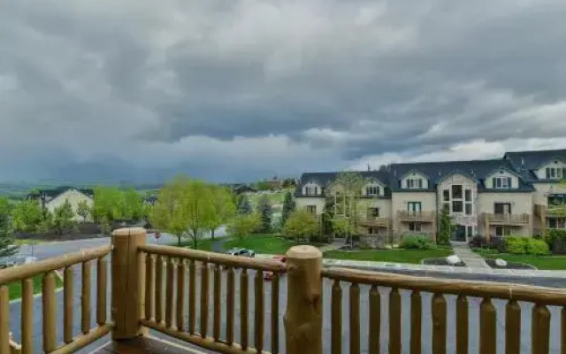 Moose Hollow Condo #209 at Wolf Creek Resort Near Powder Mountain, Snowbasin, Nordic Valley And Pineview in Eden Utah