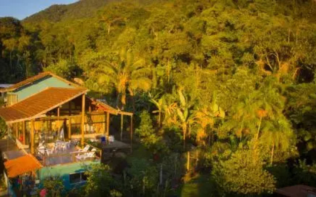 Haleiwa chalés e suítes - A Guest House do Prumirim