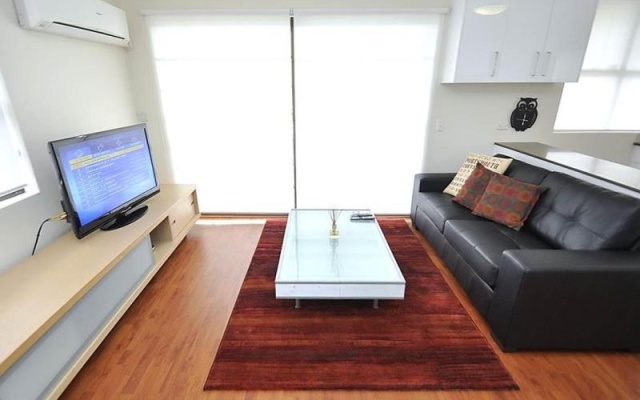 Balmain Furnished Apartments 1 Montague Street – Guest Rooms – Sydney