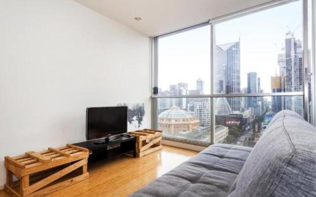 Location & Luxury in Central of Melbourne - 1207