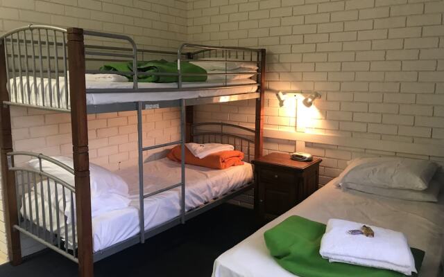 Dorrigo Railway Inn Motel