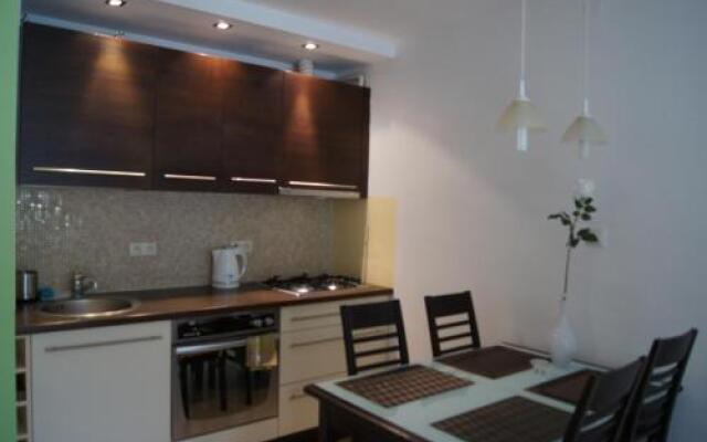 Chmielna by Rental Apartments