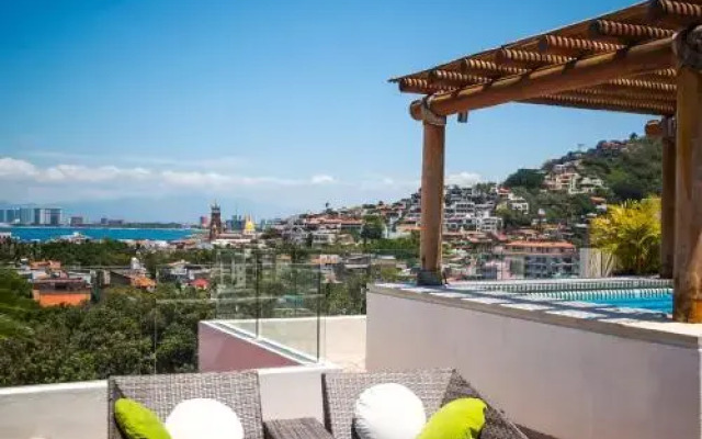 Condo V399 106 By Mdr