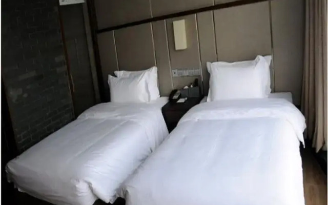 Chengdu Nine Point Art Hotel