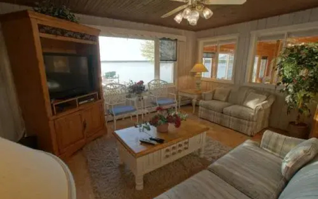 Sunset Breeze, House at Moran