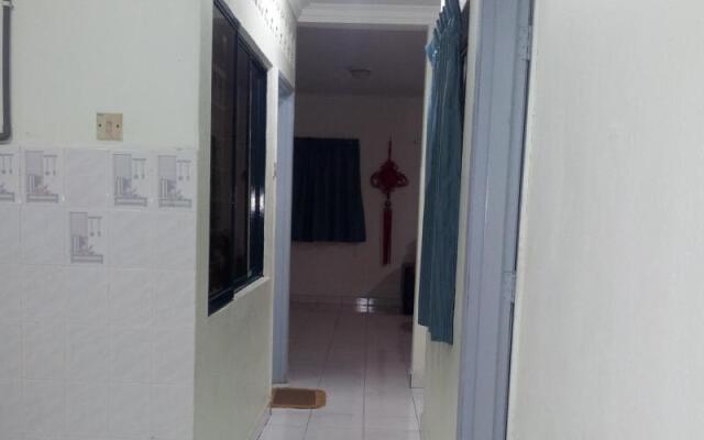 Kota Lodge Townhouse