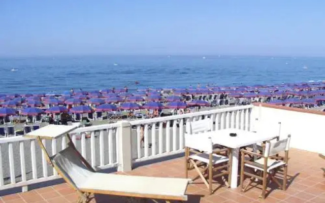 Hotel Mediterraneo