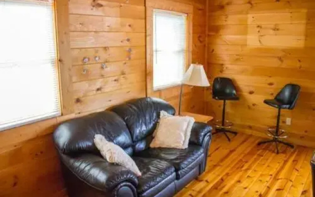 40 Perfect Beginnings - 1 Br Cabin