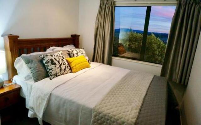 YiFan Lake View Manor In Rotorua