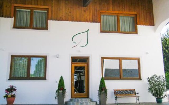 Gästehaus am Lindenhain