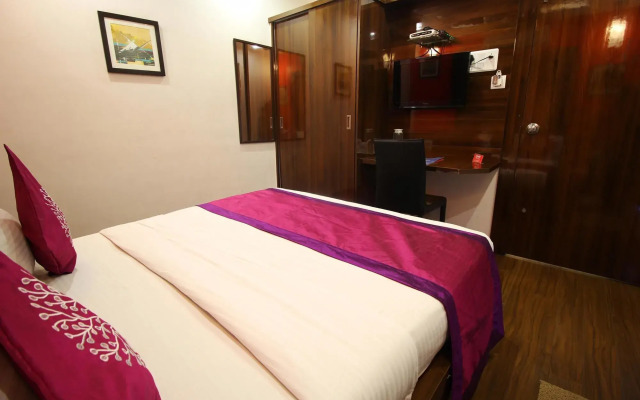 OYO Rooms Race Course Ring Road