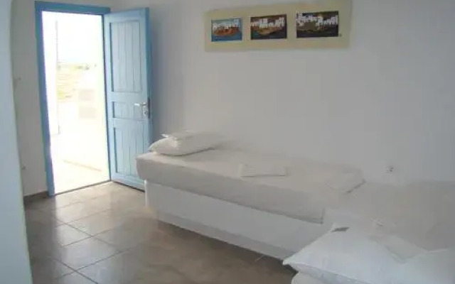 ThalaSEA - village Antiparos